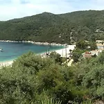 Vasilikos -green Poros Village * Микрос-Гиалос