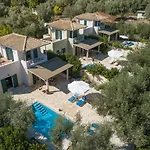 Vasilikos -green Poros Village * Микрос-Гиалос
