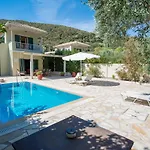 Вилла Vasilikos -green Poros Village