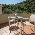 Vasilikos -green Poros Village Вилла Микрос-Гиалос