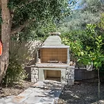 Vasilikos -green Poros Village Вилла *