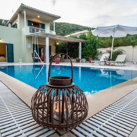 Вилла Vasilikos -green Poros Village Микрос-Гиалос