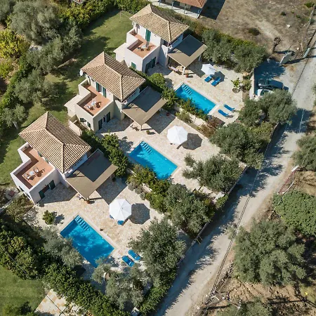 וילה Vasilikos -green Poros Village מיקרוס גיאלוס