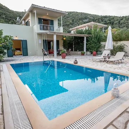 Vasilikos -green Poros Village וילה *