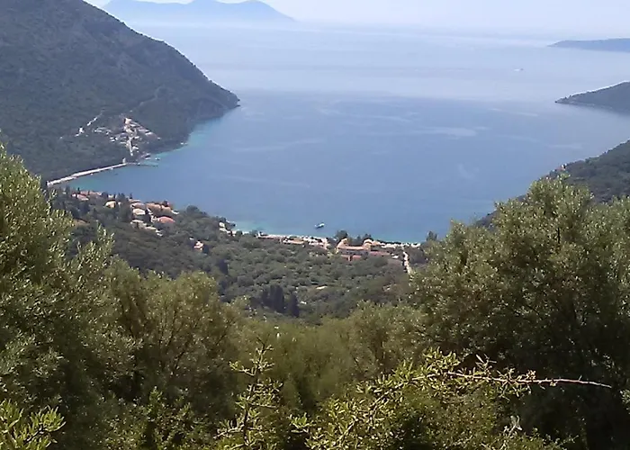Vasilikos -green Poros Village