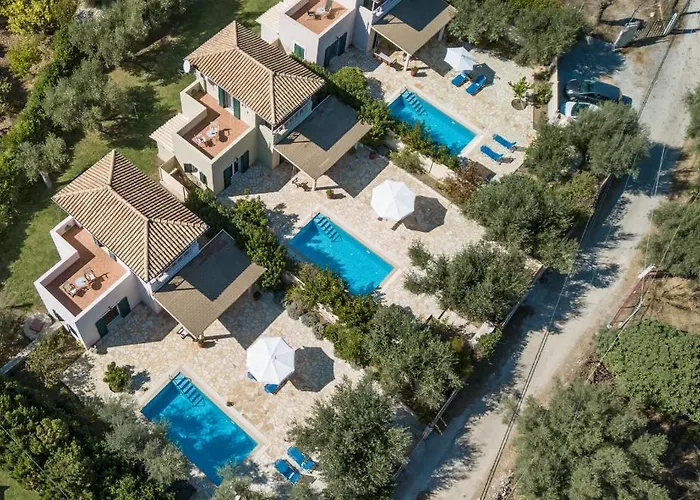 Βίλα Vasilikos -green Poros Village Μικρός Γιαλός