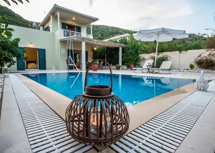 Βίλα Vasilikos -green Poros Village Μικρός Γιαλός