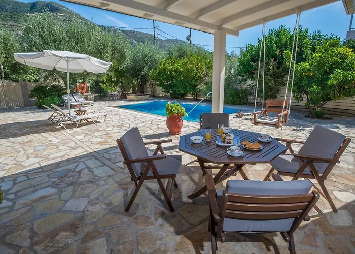 Βίλα Vasilikos -green Poros Village