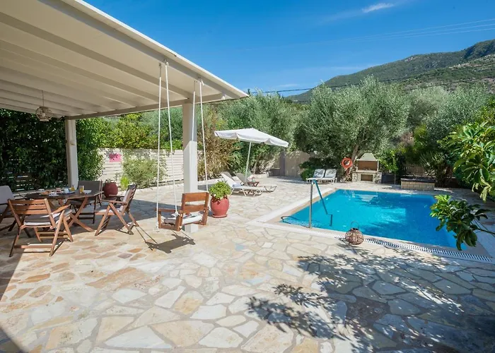 Vasilikos -green Poros Village Βίλα Μικρός Γιαλός